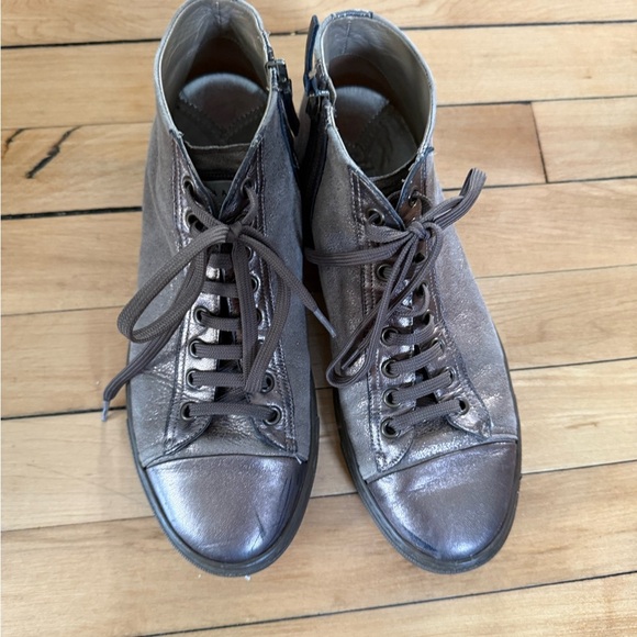 MaiMai gold high top sneakers - Picture 3 of 9